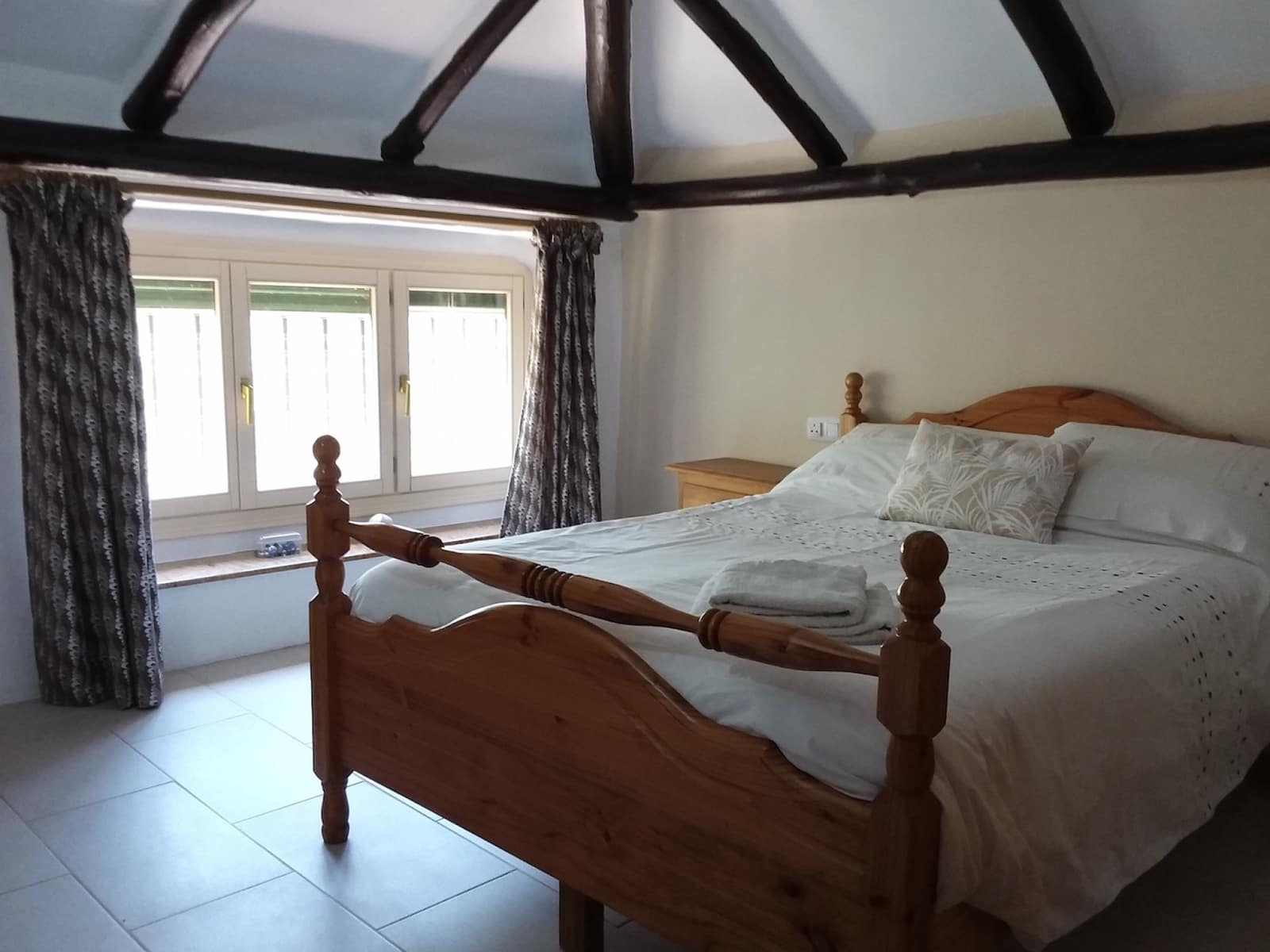 12 soveværelse Villa til salg i Rute med swimmingpool - € 749.000 (Ref: 5455742)