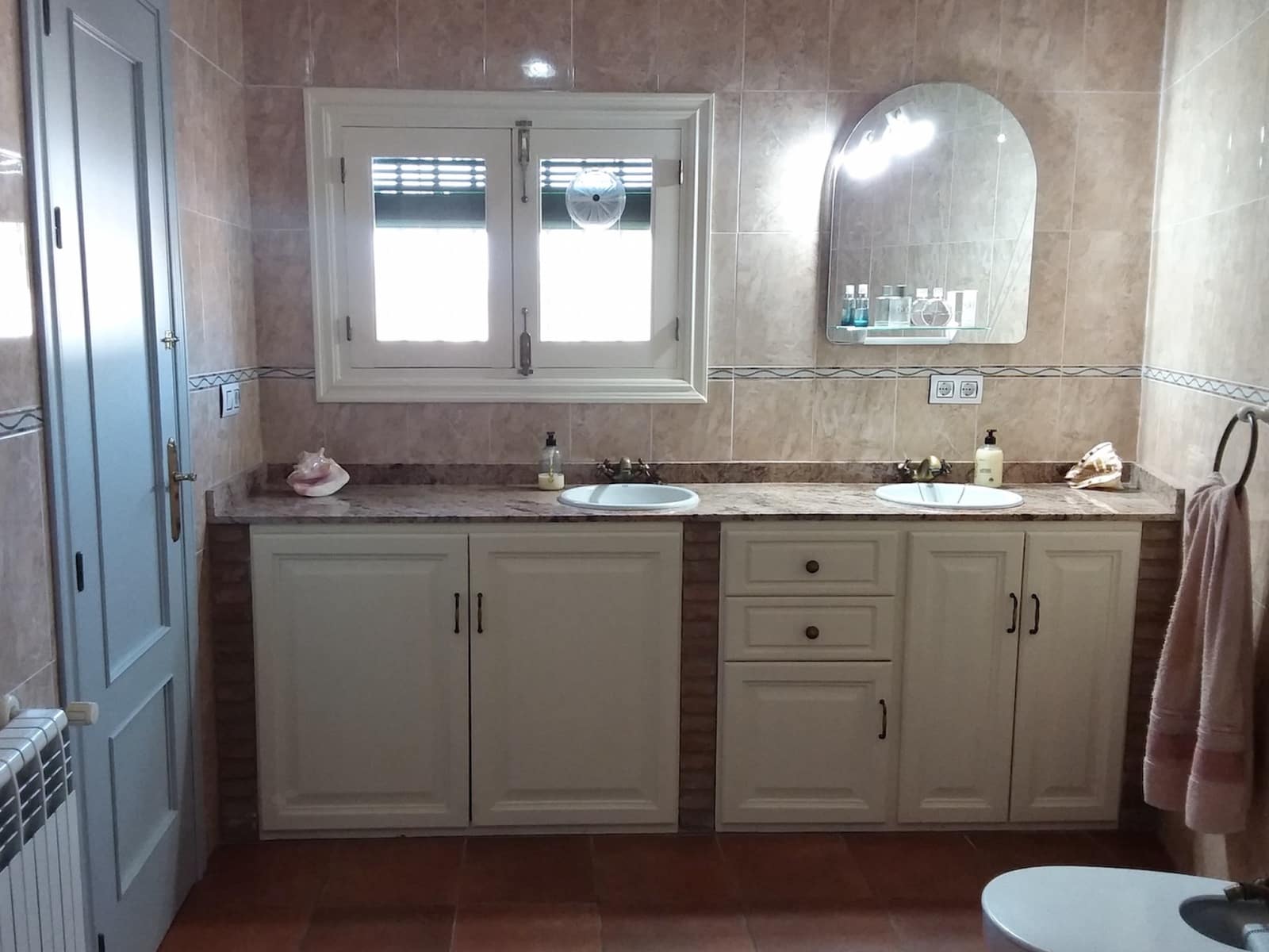 12 soveværelse Villa til salg i Rute med swimmingpool - € 749.000 (Ref: 5455742)