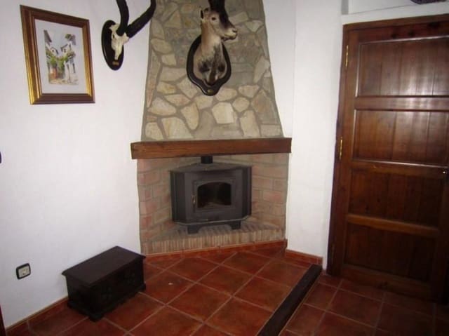 3 soveværelse Finca/Landehus til salg i Yegen, Alpujarra de la Sierra - € 250.000 (Ref: 5455752)