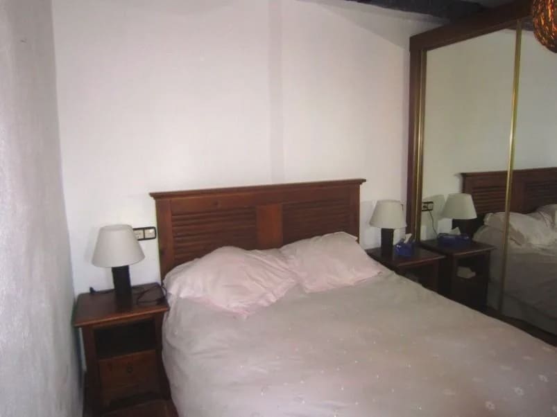 3 sypialnia Finka/Dom wiejski na sprzedaż w Yegen - 250 000 € (Ref: 5455752)