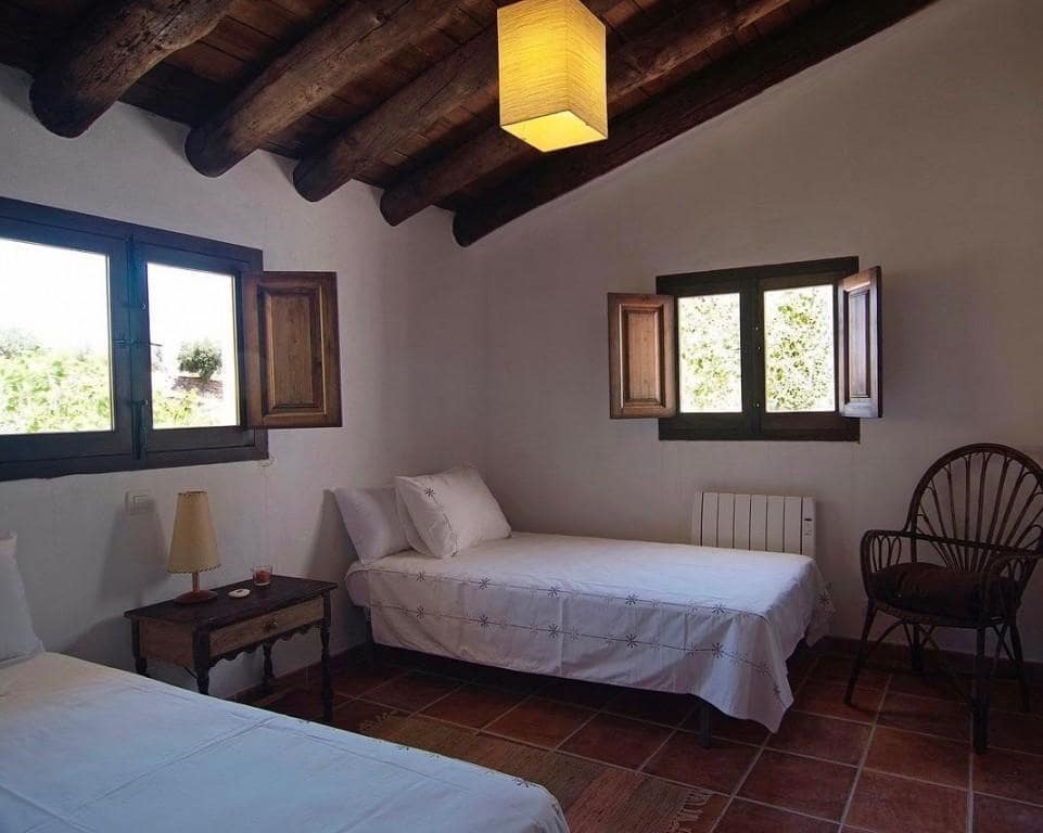 11 soveværelse Finca/Landehus til salg i Montefrio - € 368.000 (Ref: 5455829)