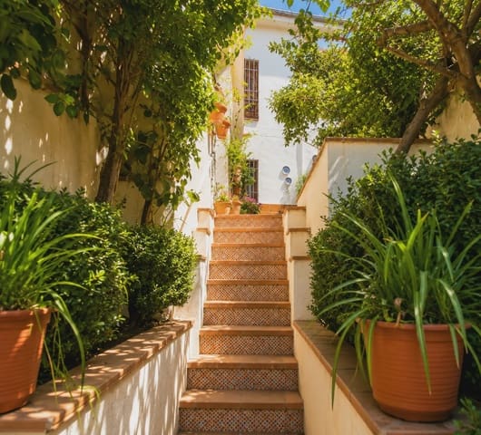 5 quarto Casa em Banda para venda em Albaicin, Granada cidade - 595 000 € (Ref: 5455831)