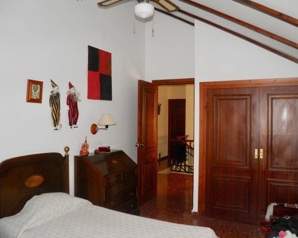 4 quarto Quinta/Casa Rural para venda em Loja com piscina garagem - 300 000 € (Ref: 5563204)