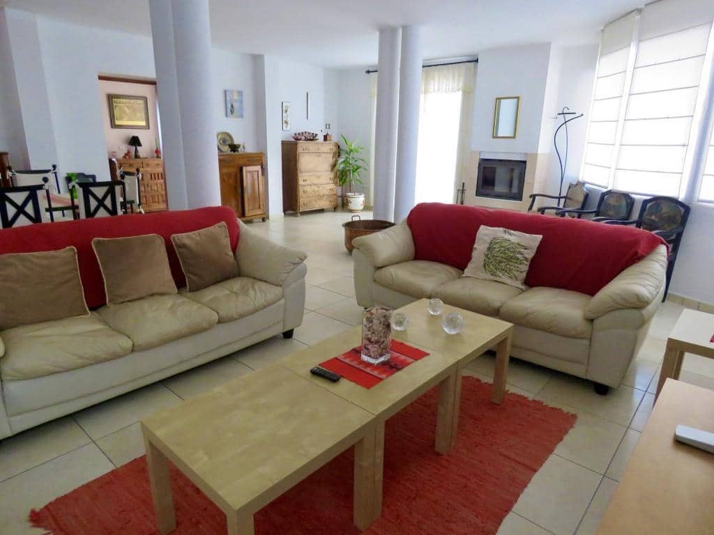 9 soverom Hotell til salgs i Pizarra med svømmebasseng - € 750 000 (Ref: 5604400)