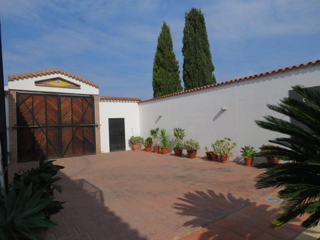 9 soverom Hotell til salgs i Pizarra med svømmebasseng - € 750 000 (Ref: 5604400)