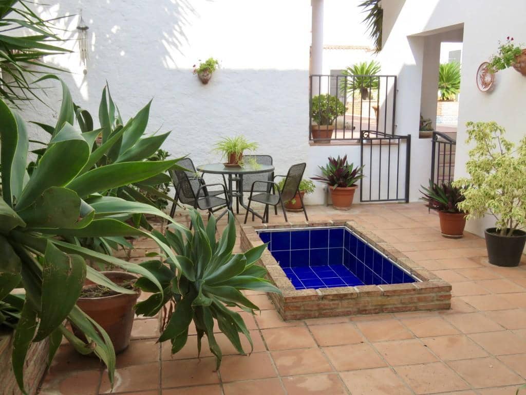 9 soverom Hotell til salgs i Pizarra med svømmebasseng - € 750 000 (Ref: 5604400)