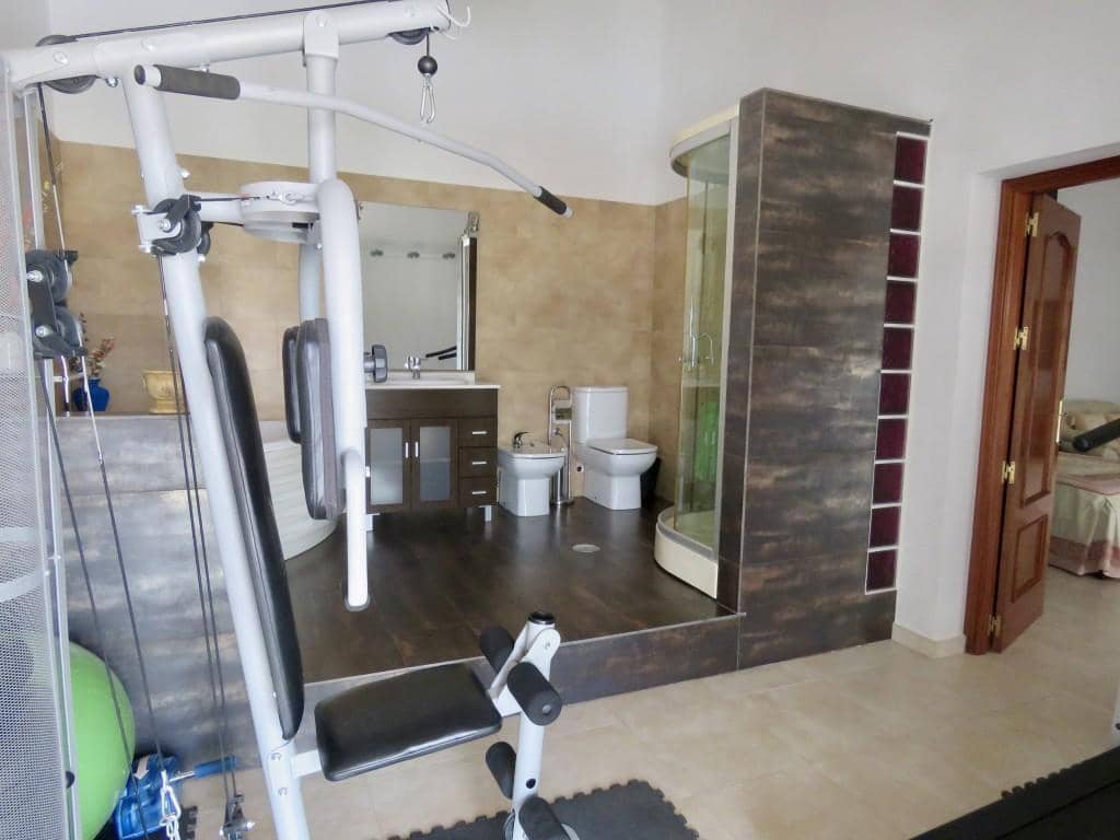 9 soverom Hotell til salgs i Pizarra med svømmebasseng - € 750 000 (Ref: 5604400)