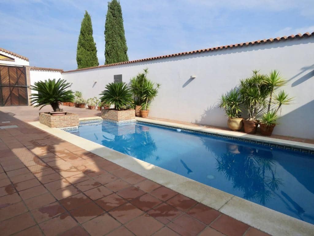 9 soverom Hotell til salgs i Pizarra med svømmebasseng - € 750 000 (Ref: 5604400)