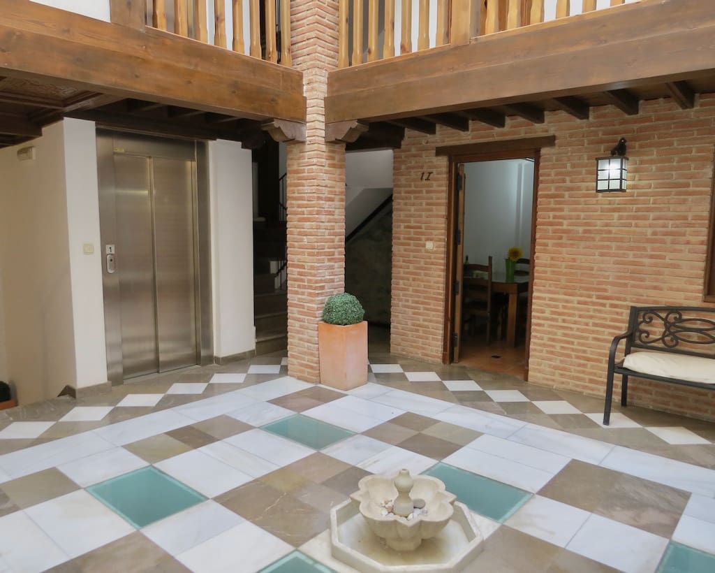 9 soverom Hus til salgs i Granada by - € 1 490 000 (Ref: 5708437)