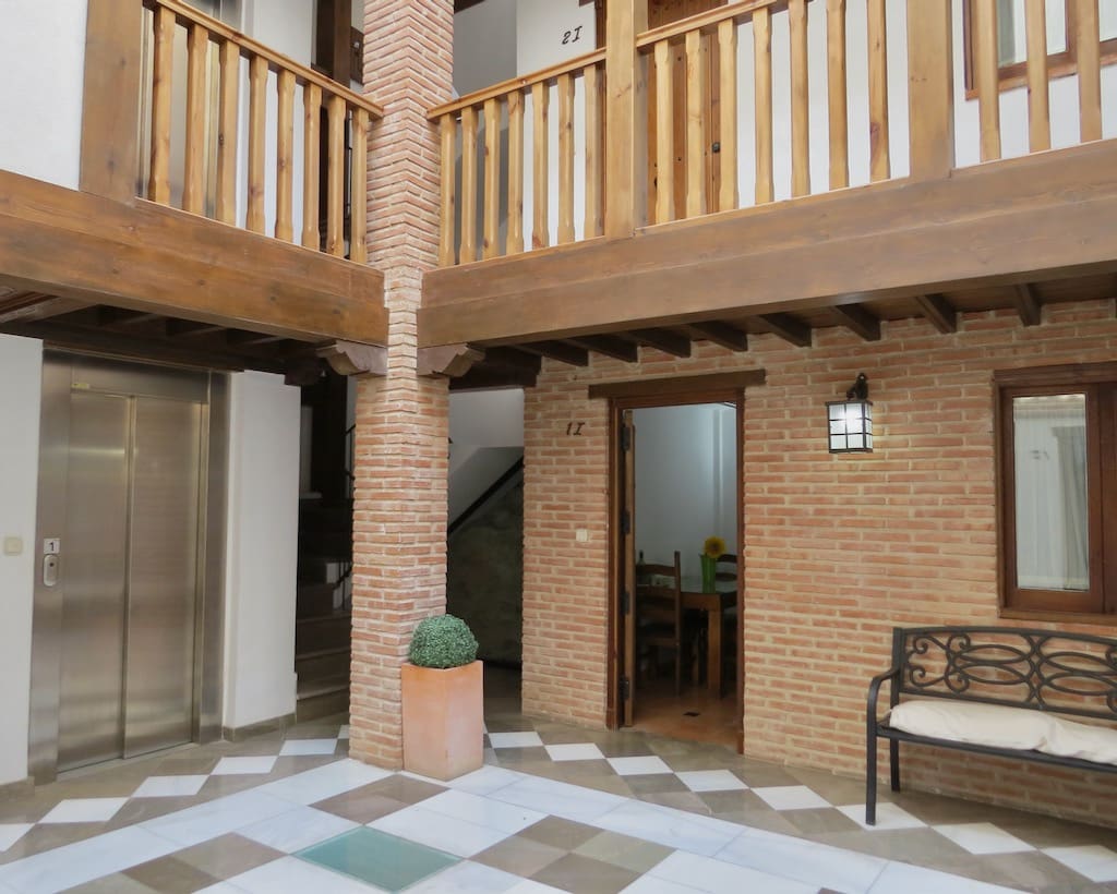 9 soverom Hus til salgs i Granada by - € 1 490 000 (Ref: 5708437)