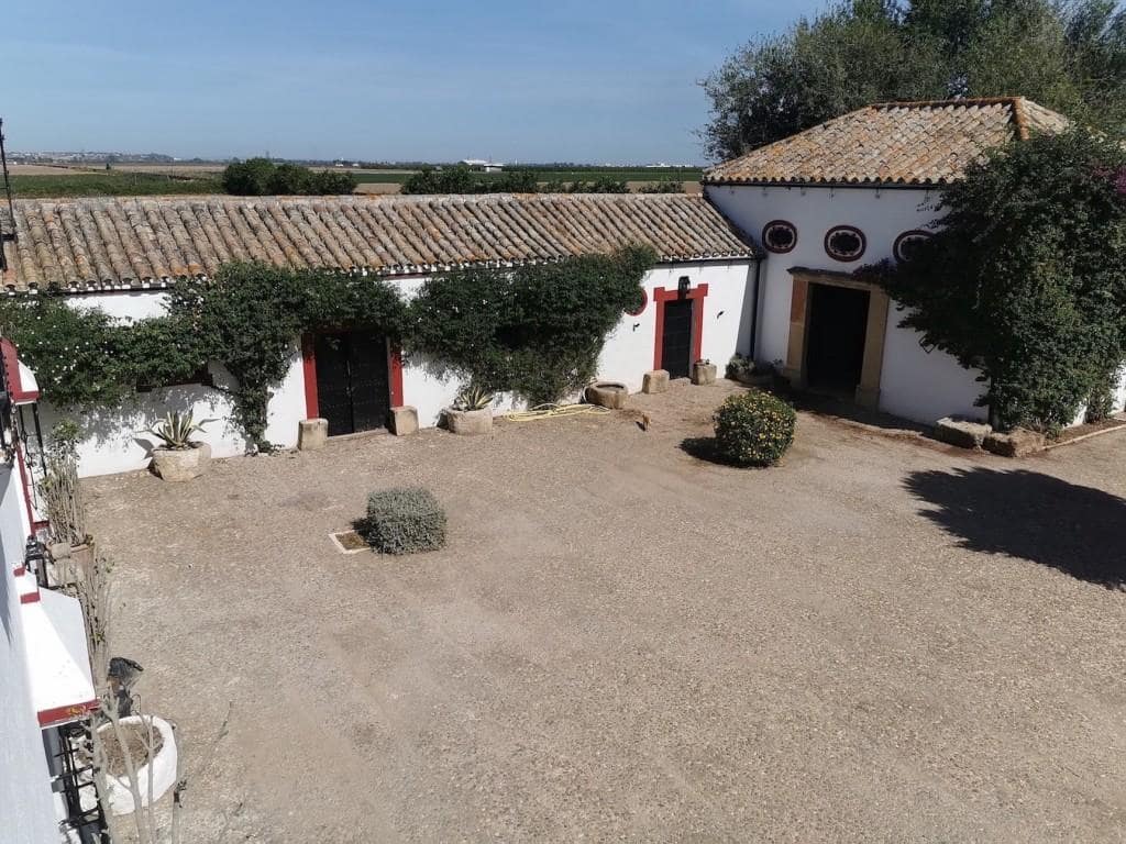 6 soveværelse Villa til salg i Dos Hermanas med swimmingpool - € 1.300.000 (Ref: 5745196)