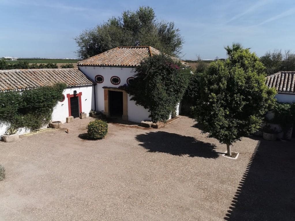 6 soveværelse Villa til salg i Dos Hermanas med swimmingpool - € 1.300.000 (Ref: 5745196)