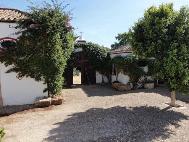 6 soveværelse Villa til salg i Dos Hermanas med swimmingpool - € 1.300.000 (Ref: 5745196)