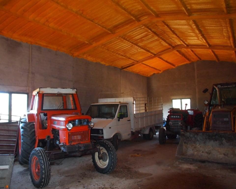 10 soveværelse Finca/Landehus til salg i Parrillas med swimmingpool - € 1.050.000 (Ref: 5755661)