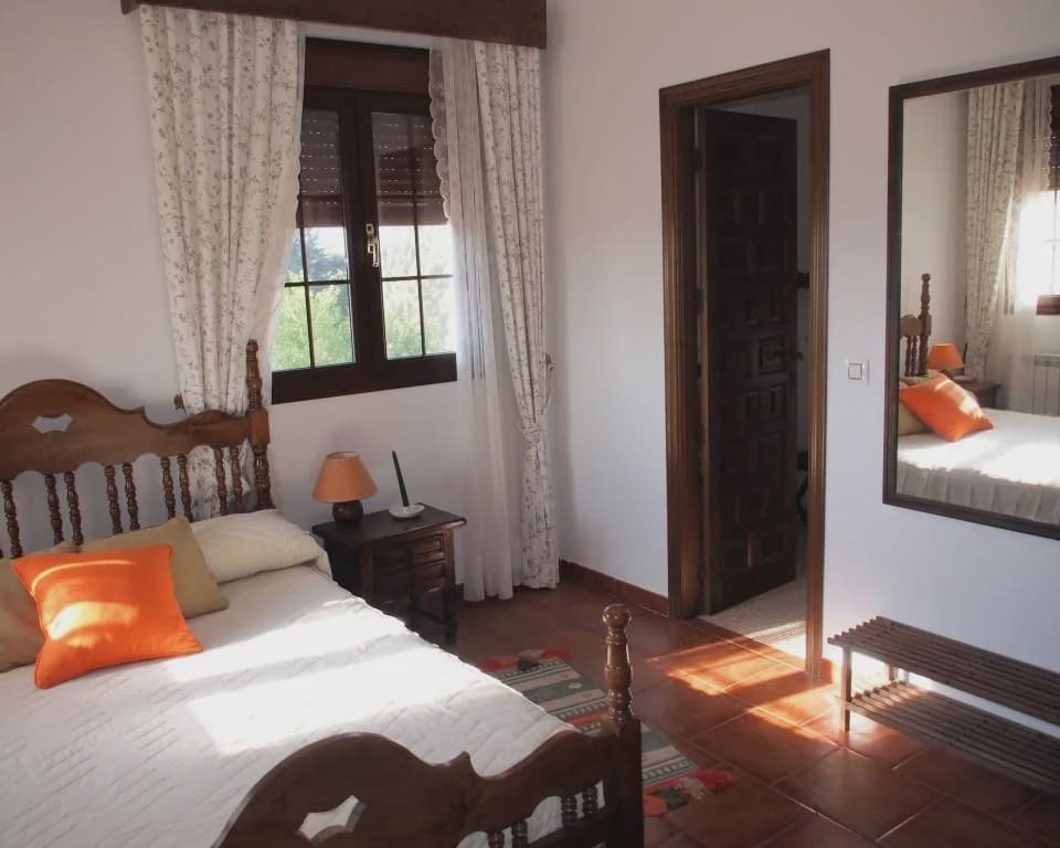 10 quarto Quinta/Casa Rural para venda em Parrillas com piscina - 1 050 000 € (Ref: 5755661)