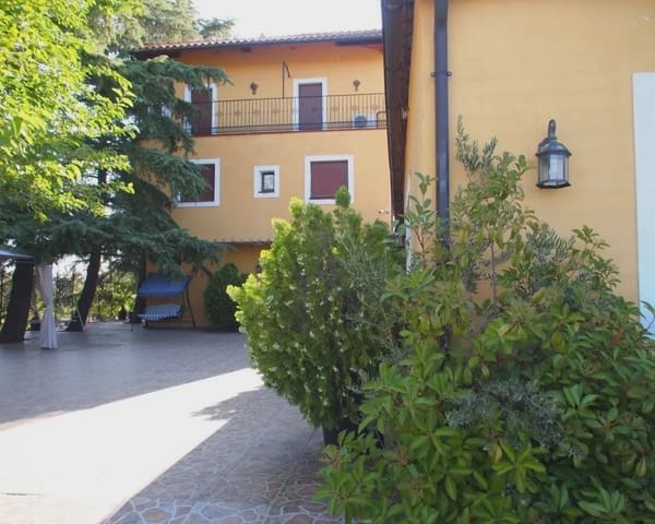 10 bedroom Finca/Country House for sale in Parrillas with pool - € 1,050,000 (Ref: 5755661)