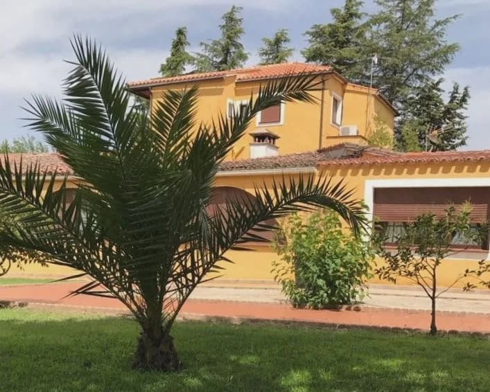 10 quarto Quinta/Casa Rural para venda em Parrillas com piscina - 1 050 000 € (Ref: 5755661)