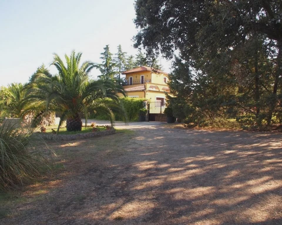 10 quarto Quinta/Casa Rural para venda em Parrillas com piscina - 1 050 000 € (Ref: 5755661)