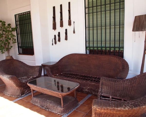 12 bedroom Finca/Country House for sale in Valencina de la Concepción with pool garage - € 2,200,000 (Ref: 5803083)