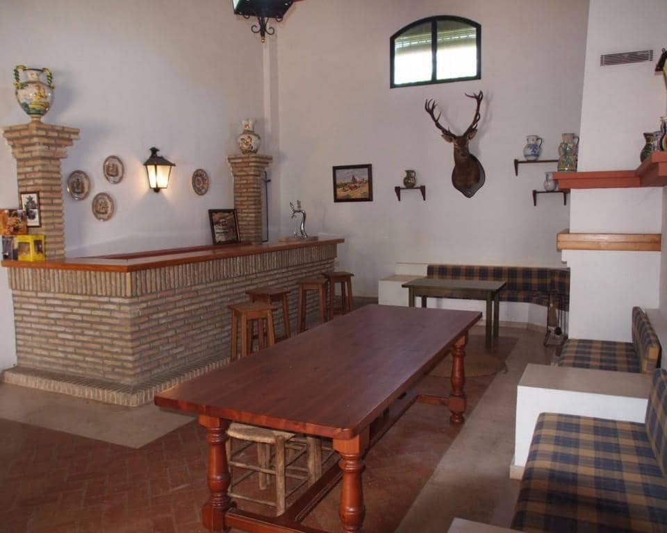 12 soveværelse Finca/Landehus til salg i Valencina de la Concepcion med swimmingpool garage - € 2.200.000 (Ref: 5803083)