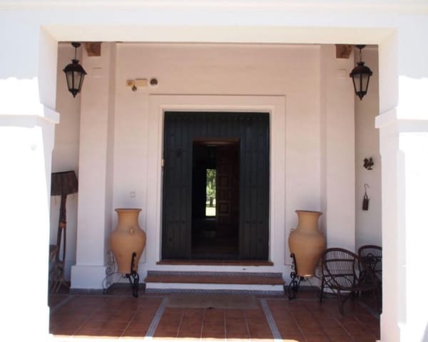 12 bedroom Finca/Country House for sale in Valencina de la Concepción with pool garage - € 2,200,000 (Ref: 5803083)