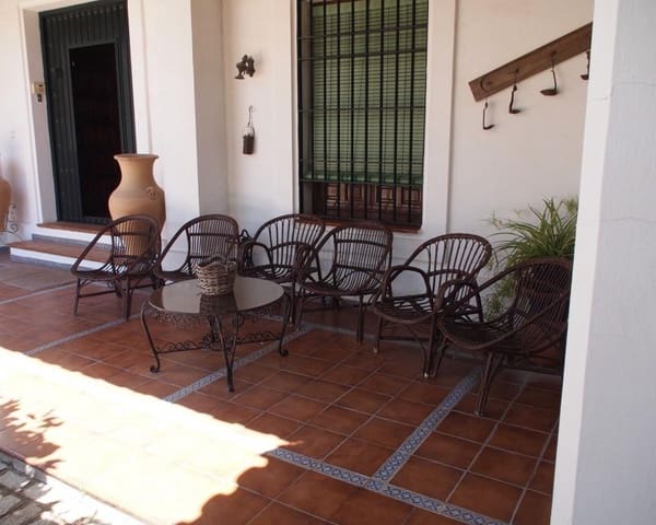 12 bedroom Finca/Country House for sale in Valencina de la Concepción with pool garage - € 2,200,000 (Ref: 5803083)