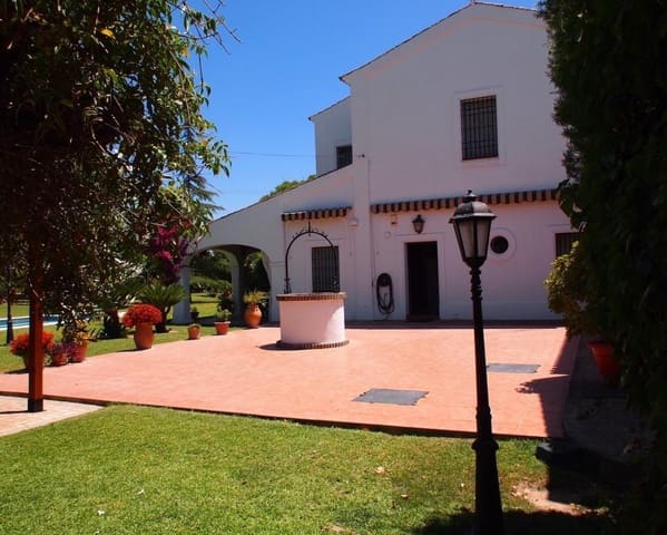 12 bedroom Finca/Country House for sale in Valencina de la Concepción with pool garage - € 2,200,000 (Ref: 5803083)