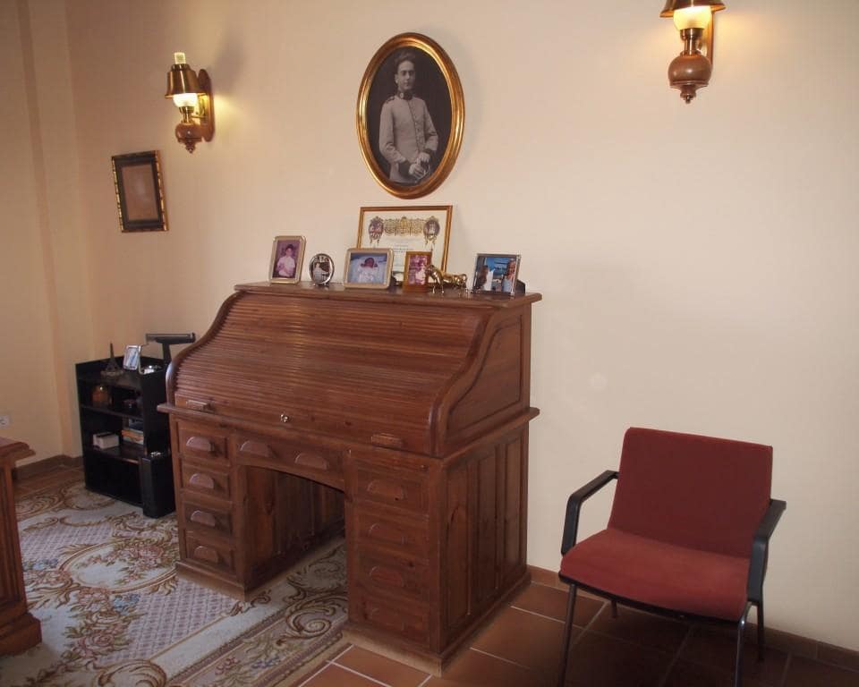 12 soveværelse Finca/Landehus til salg i Valencina de la Concepcion med swimmingpool garage - € 2.200.000 (Ref: 5803083)