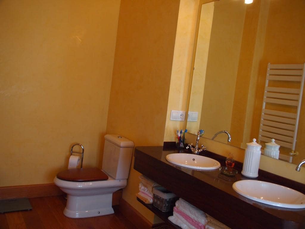 5 soveværelse Finca/Landehus til salg i Constantina med swimmingpool - € 1.600.000 (Ref: 5910050)