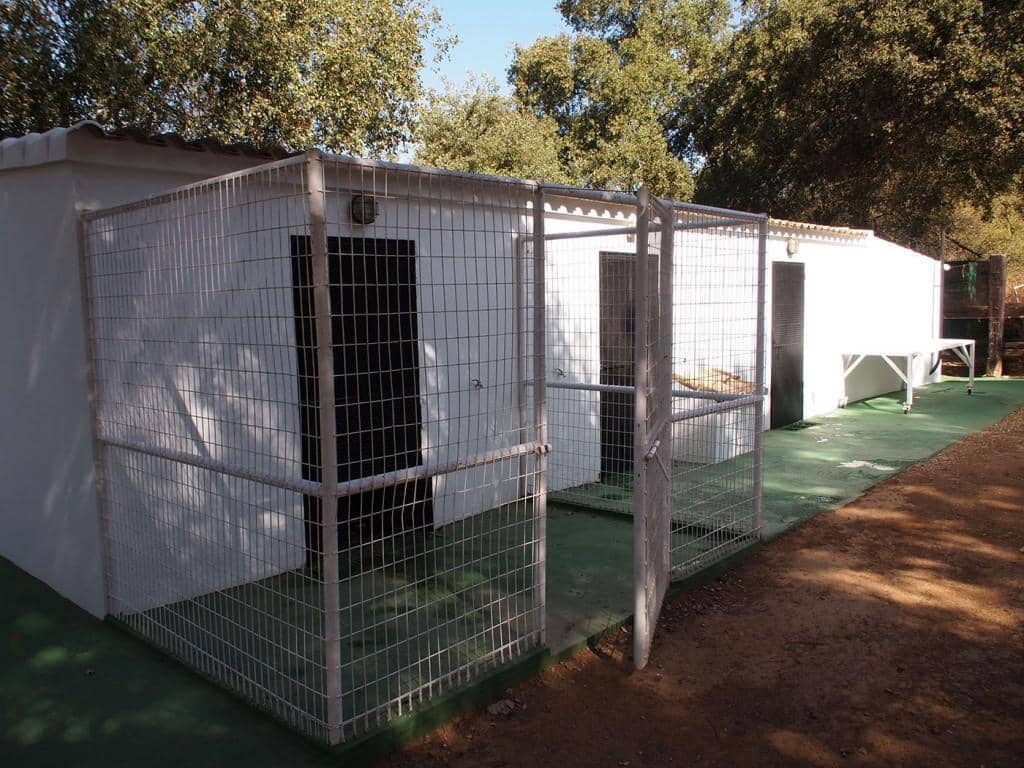 5 soveværelse Finca/Landehus til salg i Constantina med swimmingpool - € 1.600.000 (Ref: 5910050)