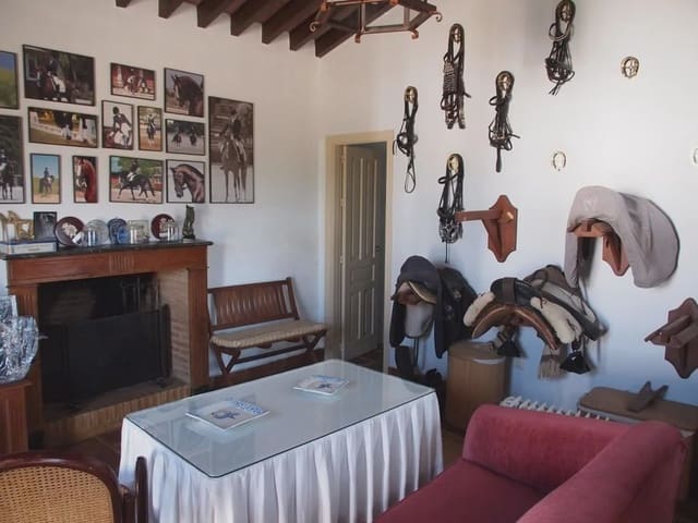 5 chambre Finca/Maison de Campagne à vendre à Constantina avec piscine - 1 475 000 € (Ref: 5910050)
