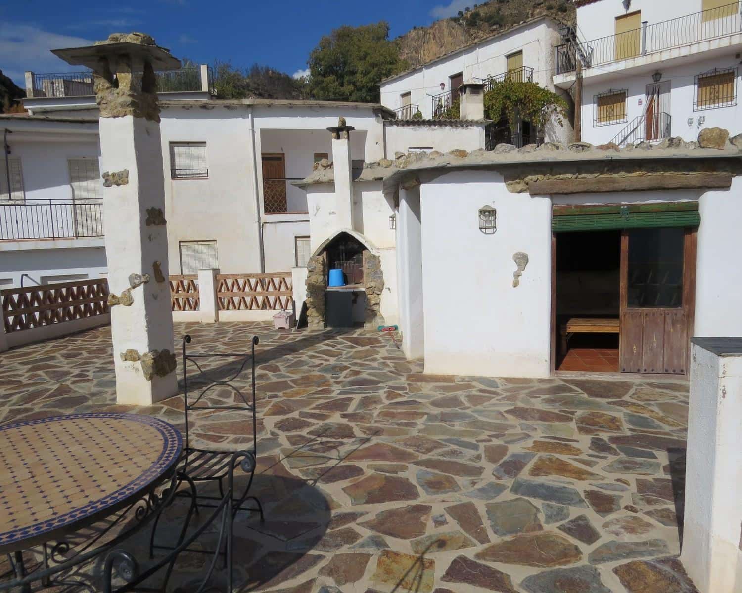 10 soverom Hus til salgs i Castaras - € 270 000 (Ref: 6465149)