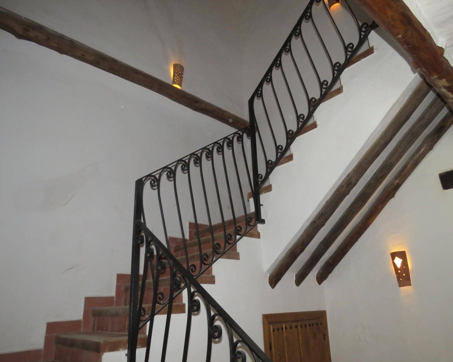 10 soverom Hus til salgs i Castaras - € 270 000 (Ref: 6465149)