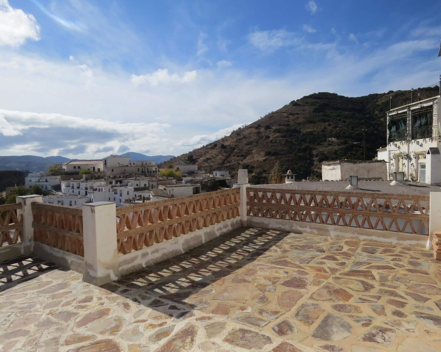 10 soverom Hus til salgs i Castaras - € 270 000 (Ref: 6465149)