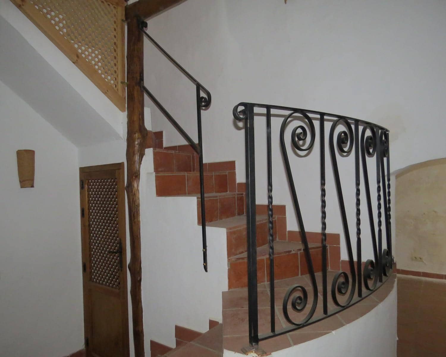 10 soverom Hus til salgs i Castaras - € 270 000 (Ref: 6465149)