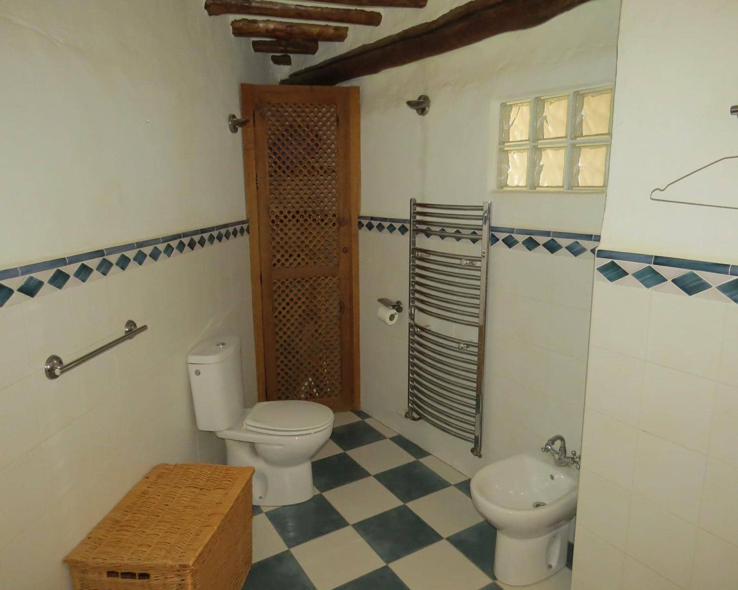 10 soverom Hus til salgs i Castaras - € 270 000 (Ref: 6465149)