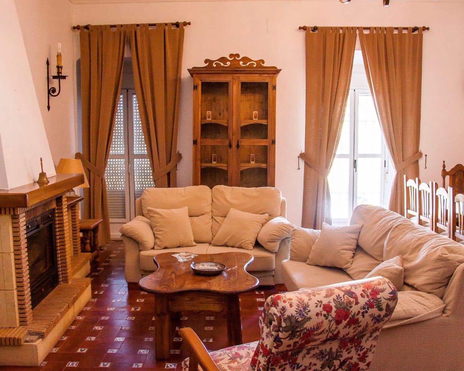 9 soveværelse Hotel til salg i Aguilar de la Frontera med swimmingpool - € 600.000 (Ref: 6499534)