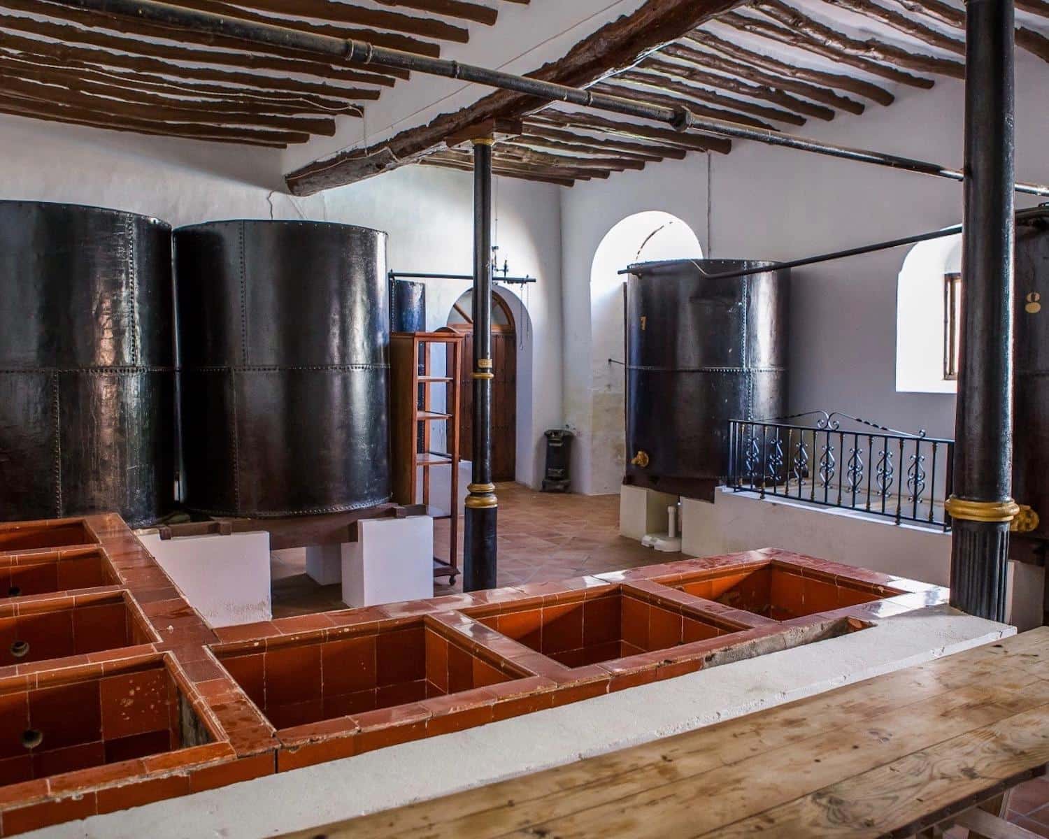 9 soveværelse Hotel til salg i Aguilar de la Frontera med swimmingpool - € 600.000 (Ref: 6499534)