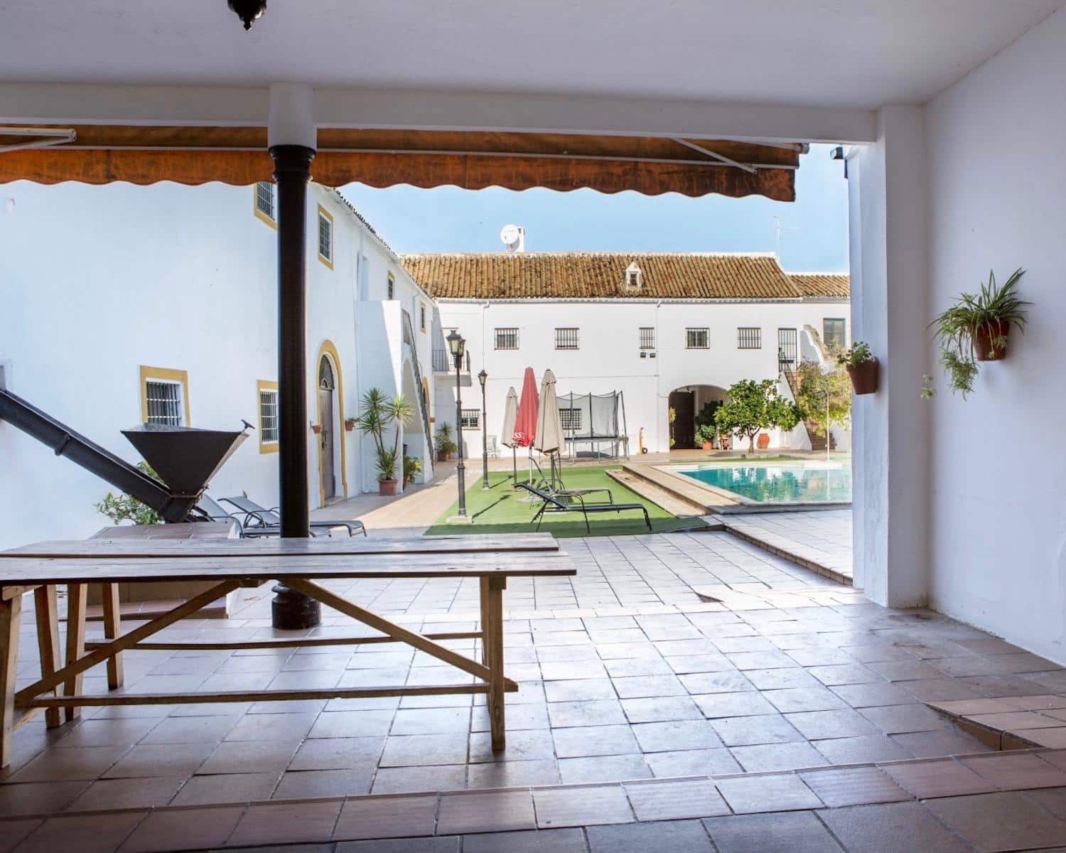 9 soveværelse Hotel til salg i Aguilar de la Frontera med swimmingpool - € 600.000 (Ref: 6499534)