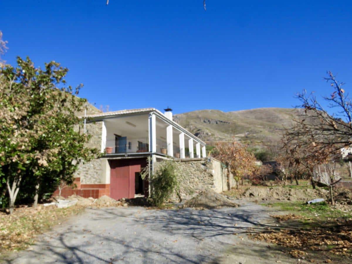2 soveværelse Finca/Landehus til salg i Guejar Sierra - € 350.000 (Ref: 6581081)