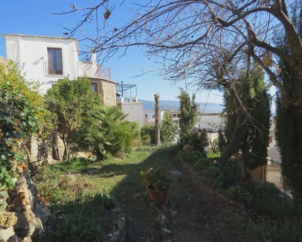 3 makuuhuone Omakotitalo myytävänä paikassa Yegen, Alpujarra de la Sierra mukana uima-altaan 
autotalli - 149 500 € (Ref: 6685673)