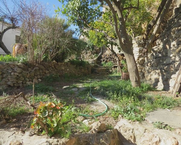 3 makuuhuone Omakotitalo myytävänä paikassa Yegen, Alpujarra de la Sierra mukana uima-altaan 
autotalli - 149 500 € (Ref: 6685673)