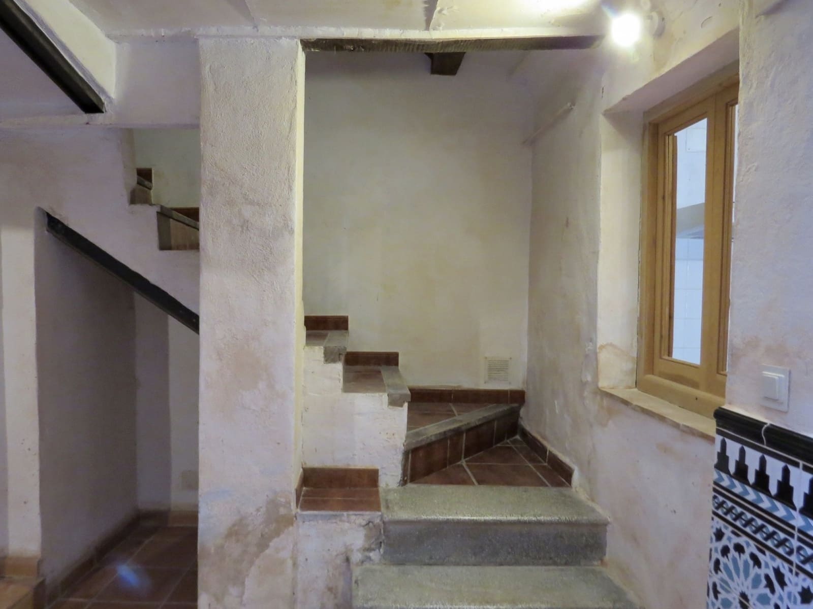 5 soveværelse Byhus til salg i Granada by - € 300.000 (Ref: 7040058)