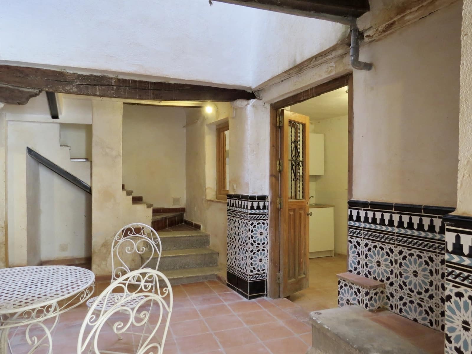 5 soveværelse Byhus til salg i Granada by - € 300.000 (Ref: 7040058)