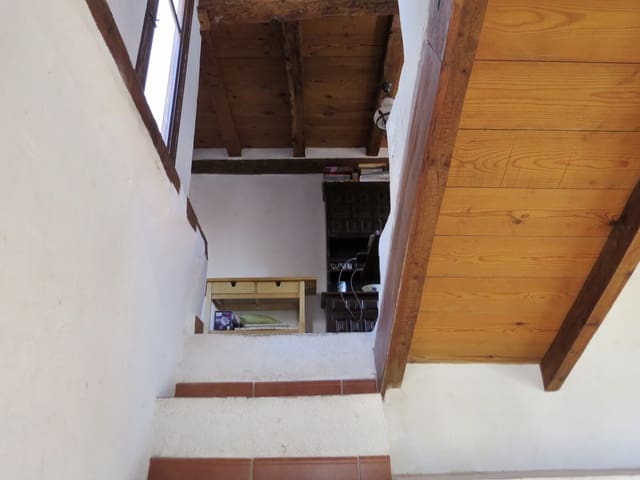 5 soveværelse Byhus til salg i Granada by - € 300.000 (Ref: 7040058)