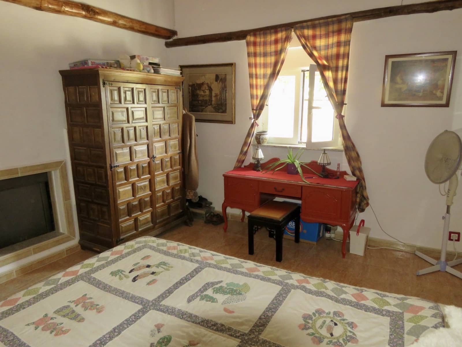 7 soveværelse Finca/Landehus til salg i Montefrio med swimmingpool garage - € 450.000 (Ref: 7131315)