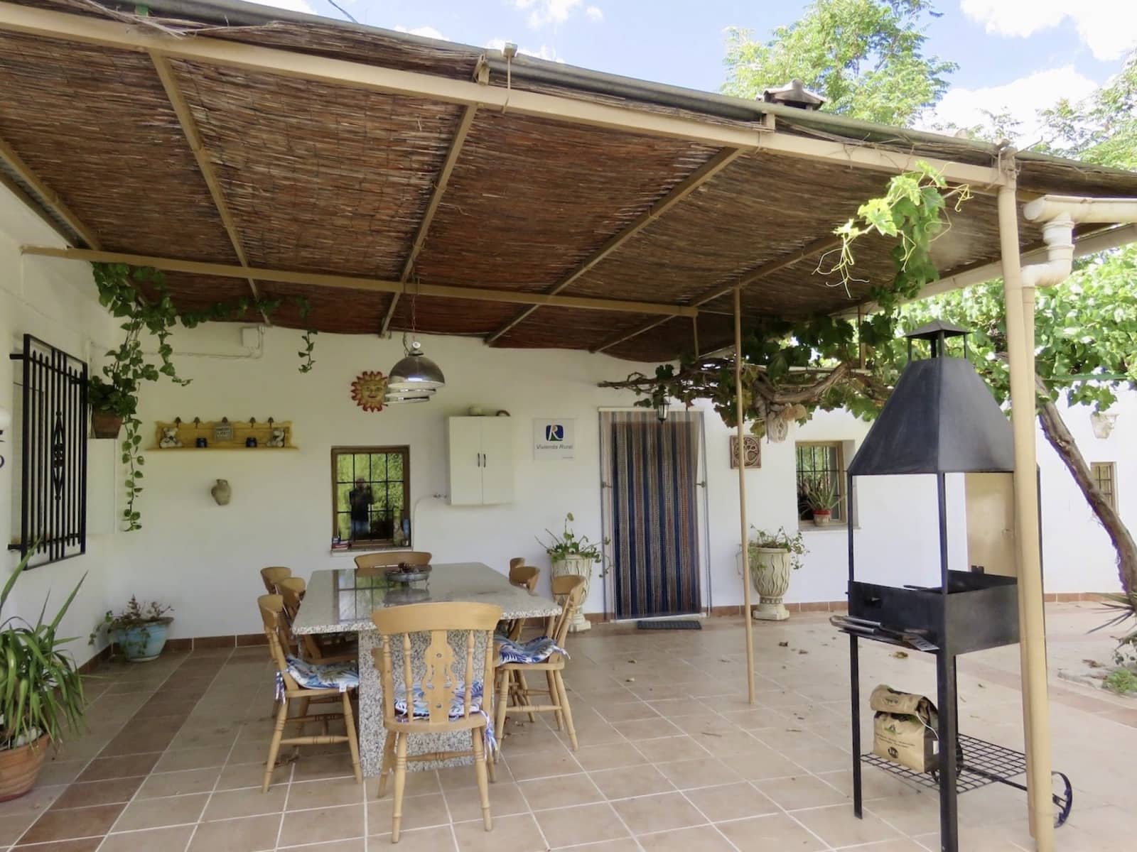 7 soveværelse Finca/Landehus til salg i Montefrio med swimmingpool garage - € 450.000 (Ref: 7131315)