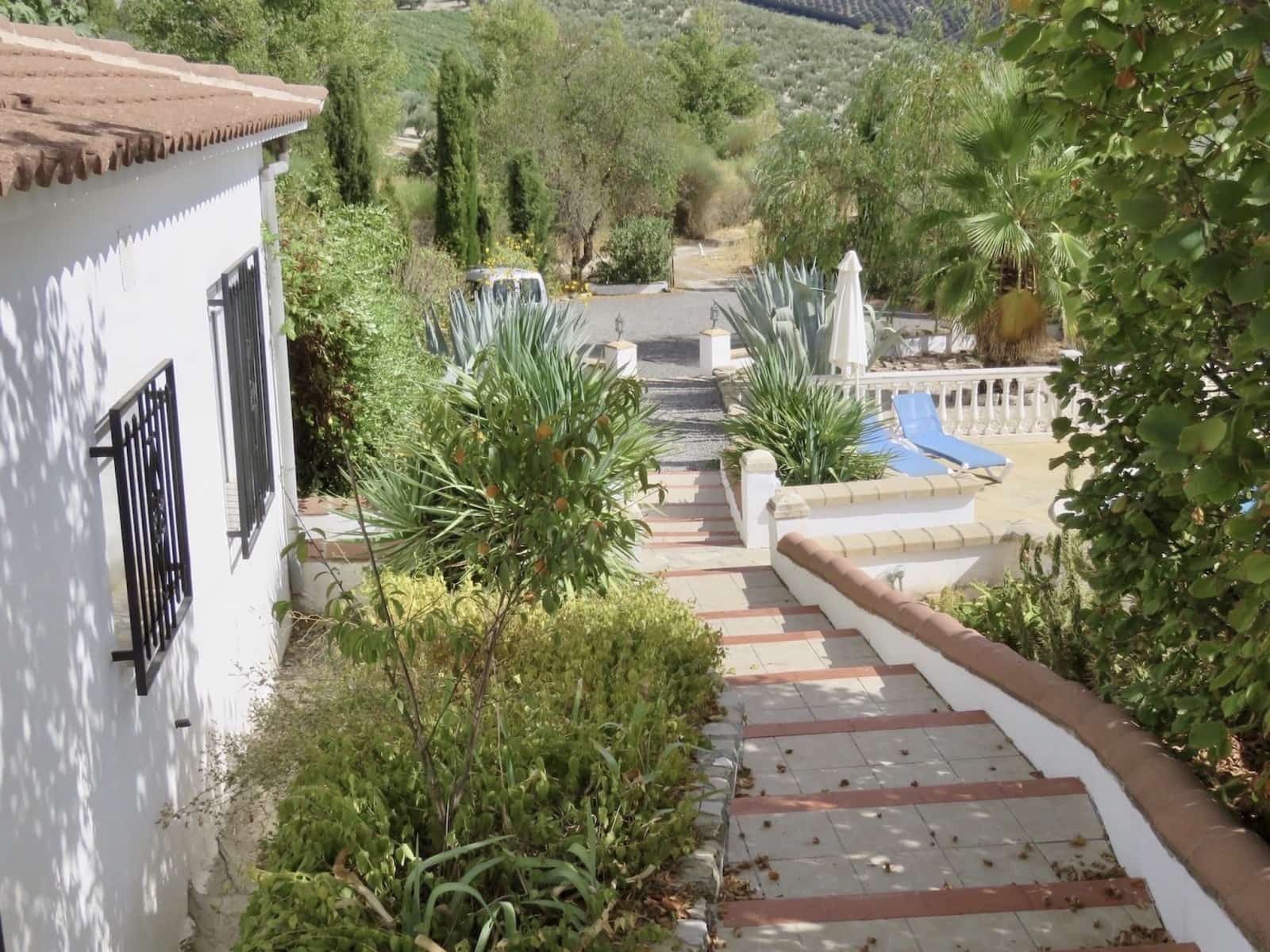 7 soveværelse Finca/Landehus til salg i Montefrio med swimmingpool garage - € 450.000 (Ref: 7131315)