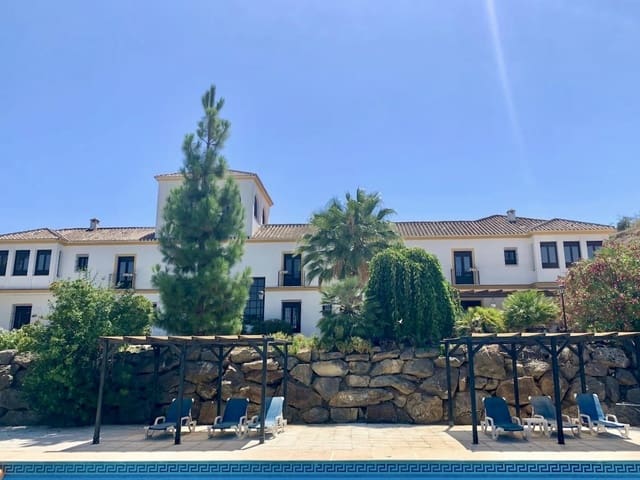 13 slaapkamer Hotel te koop in Almogía met zwembad - € 2.200.000 (Ref: 7391816)
