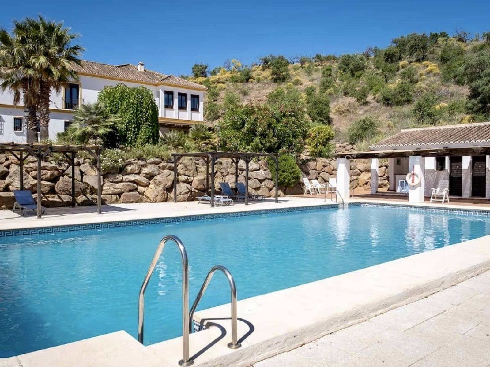 13 quarto Hotel para venda em Almogia com piscina - 2 200 000 € (Ref: 7391816)